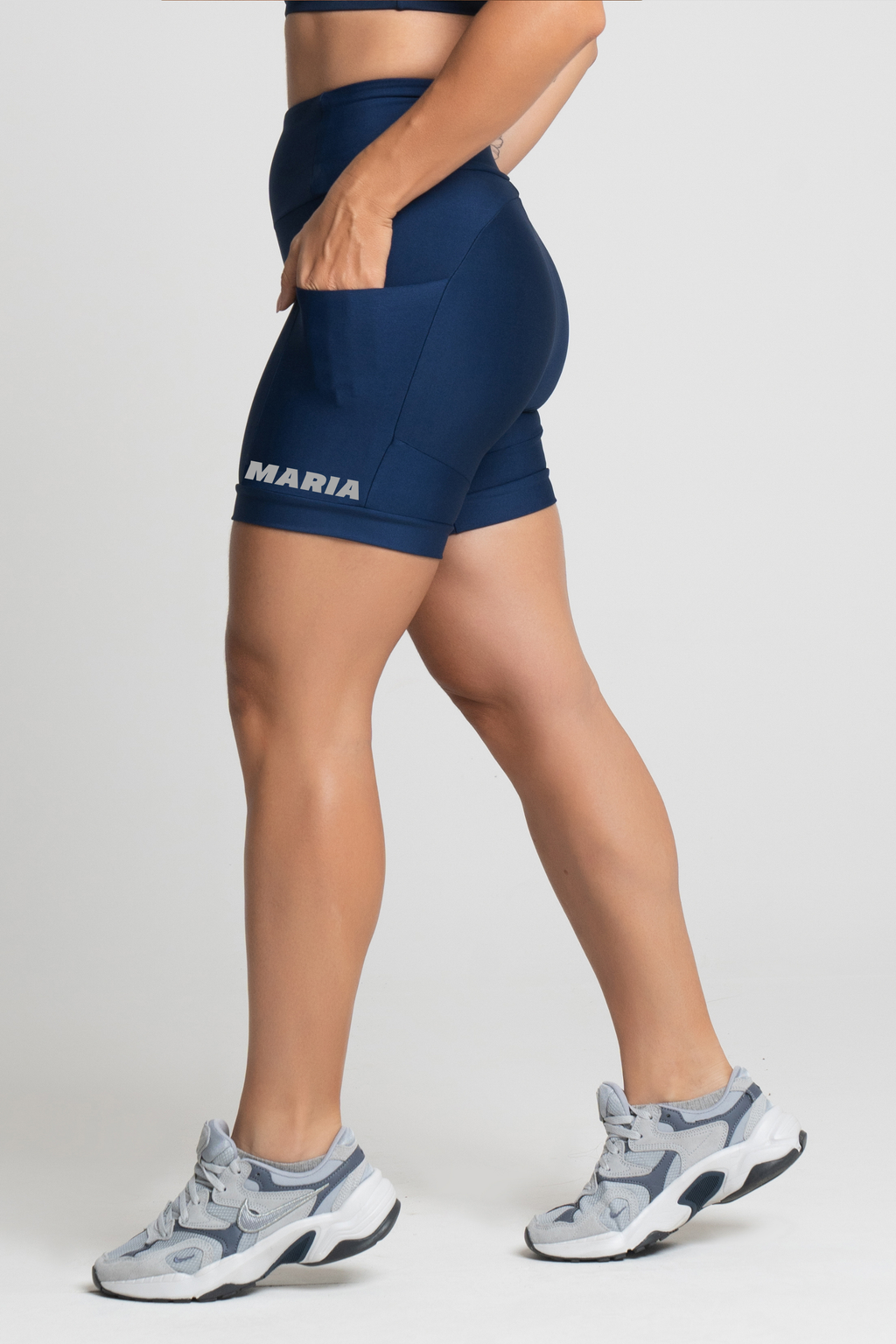 Bermuda de Compressão Feminina Azul Marinho Personalizada