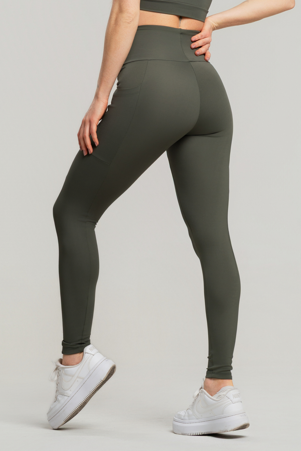 Calça Legging Feminina Flowfit Suplex – Conforto e Alta Performance
