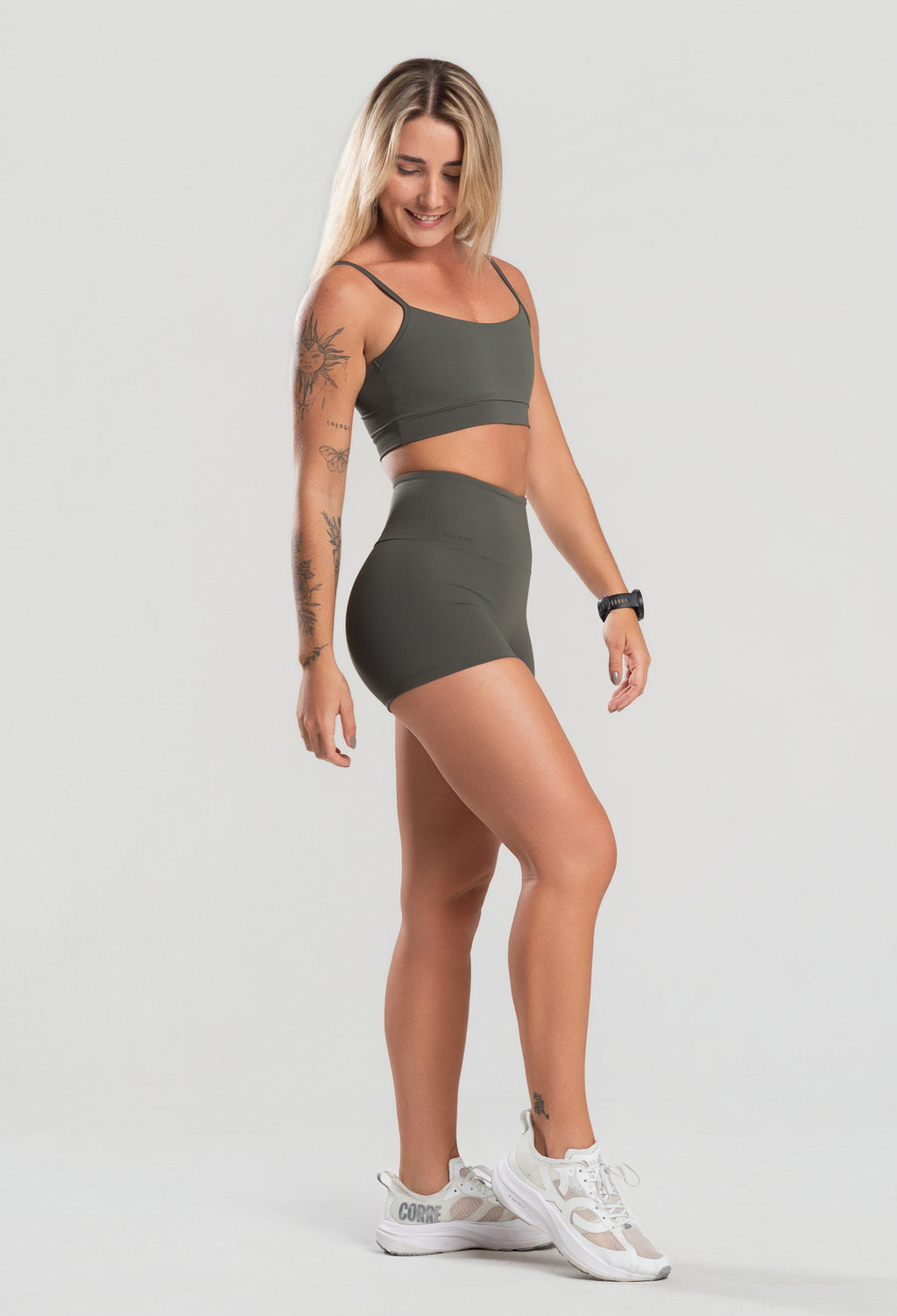 Conjunto Feminino Short+Top Flowfit Verde Militar