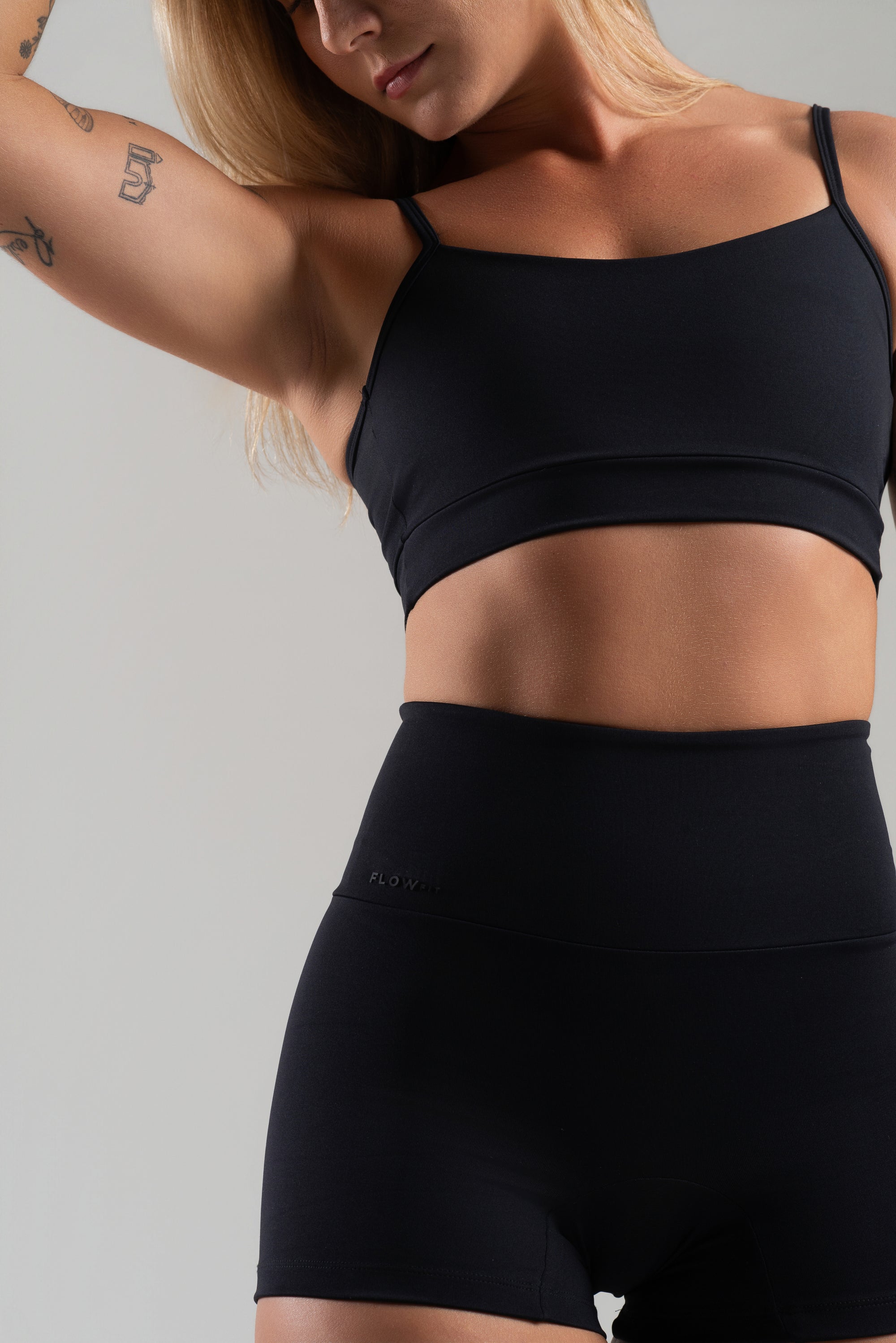 Conjunto Poliamida Preto feminino